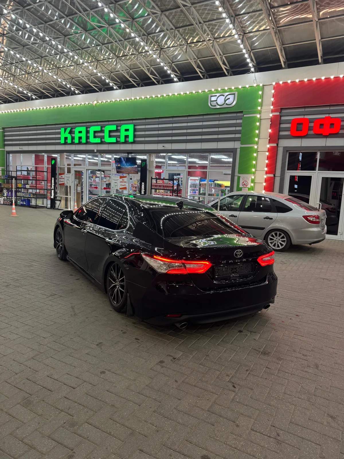 Тайота Камри 2019